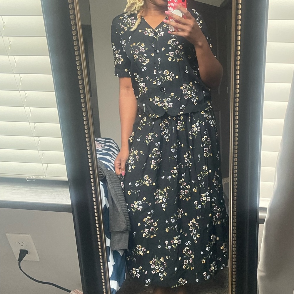 Vintage Floral Black Two-Piece Blouse and Skirt Set